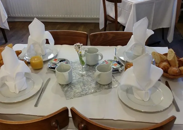 Les Closeaux Phil 3*